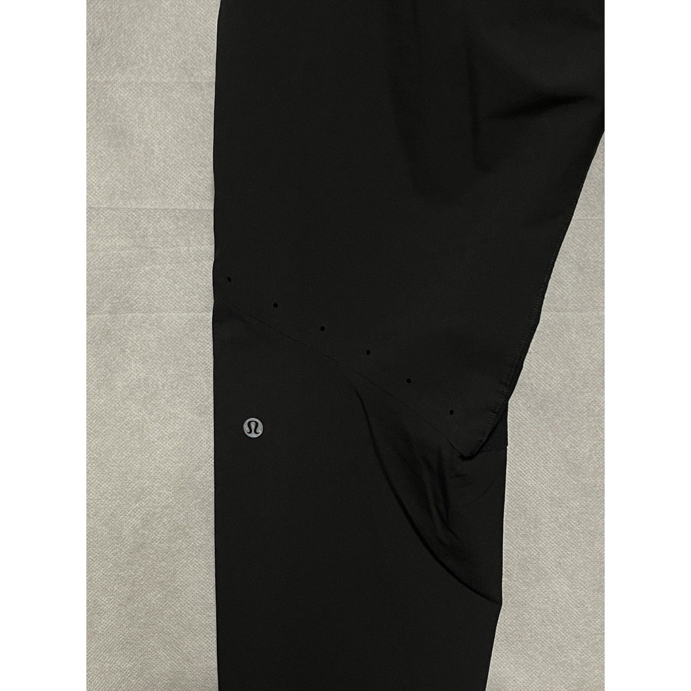 Lululemon Pants Men M Black License To Train Vented Jogger Pull On 29" LM5AEGS - Picture 9 of 10